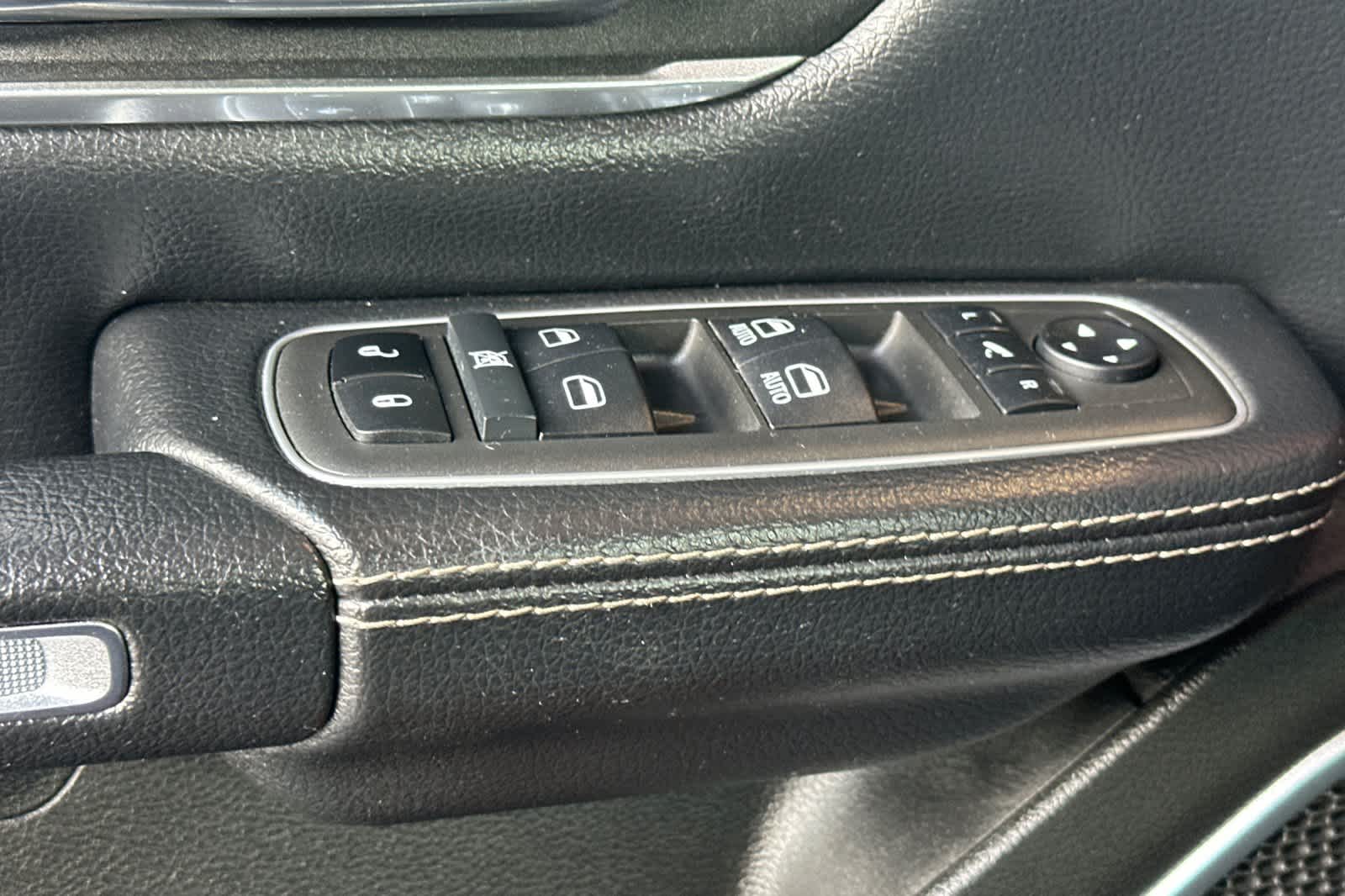 Thumbnail: 2022 RAM 1500 - 13