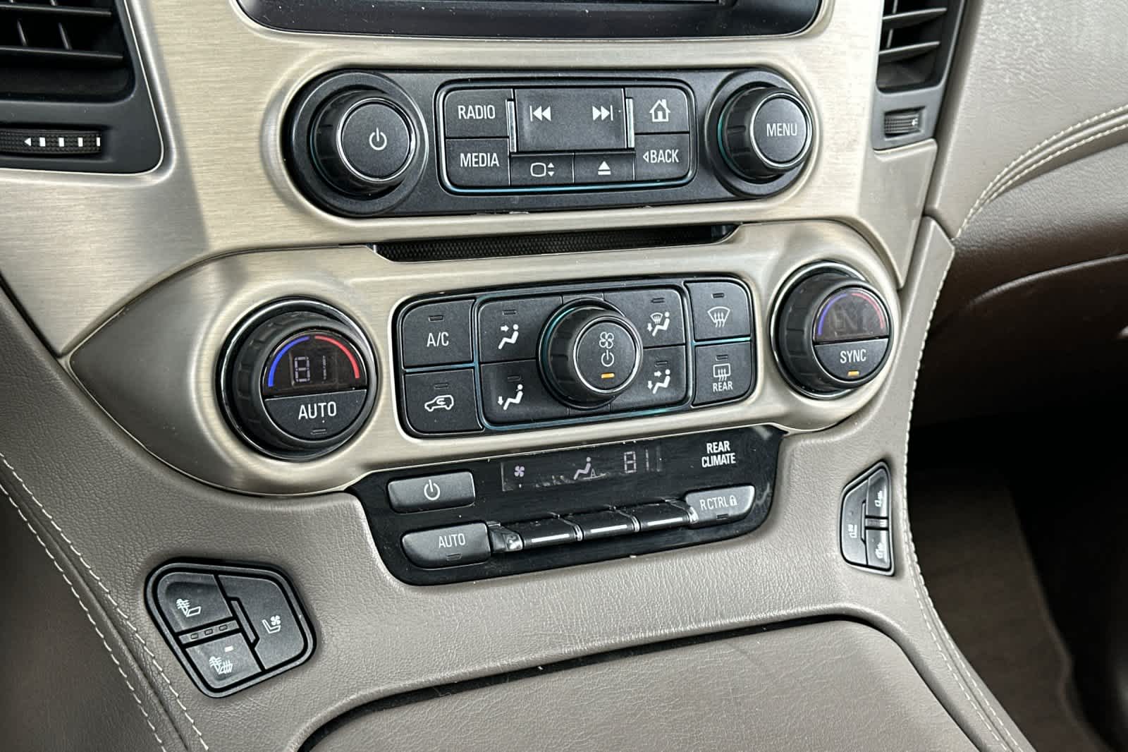 Thumbnail: 2020 GMC Yukon - 23