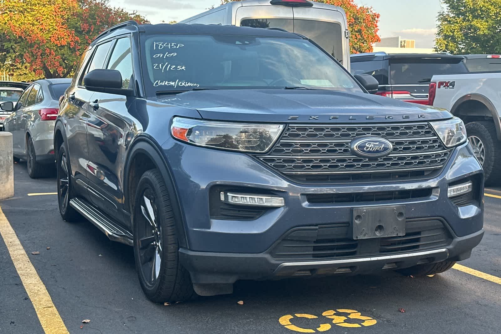 Thumbnail: 2021 Ford Explorer - 5