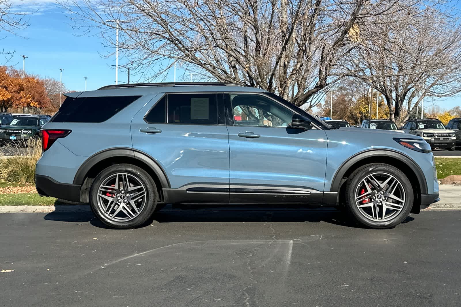 Thumbnail: 2025 Ford Explorer - 8