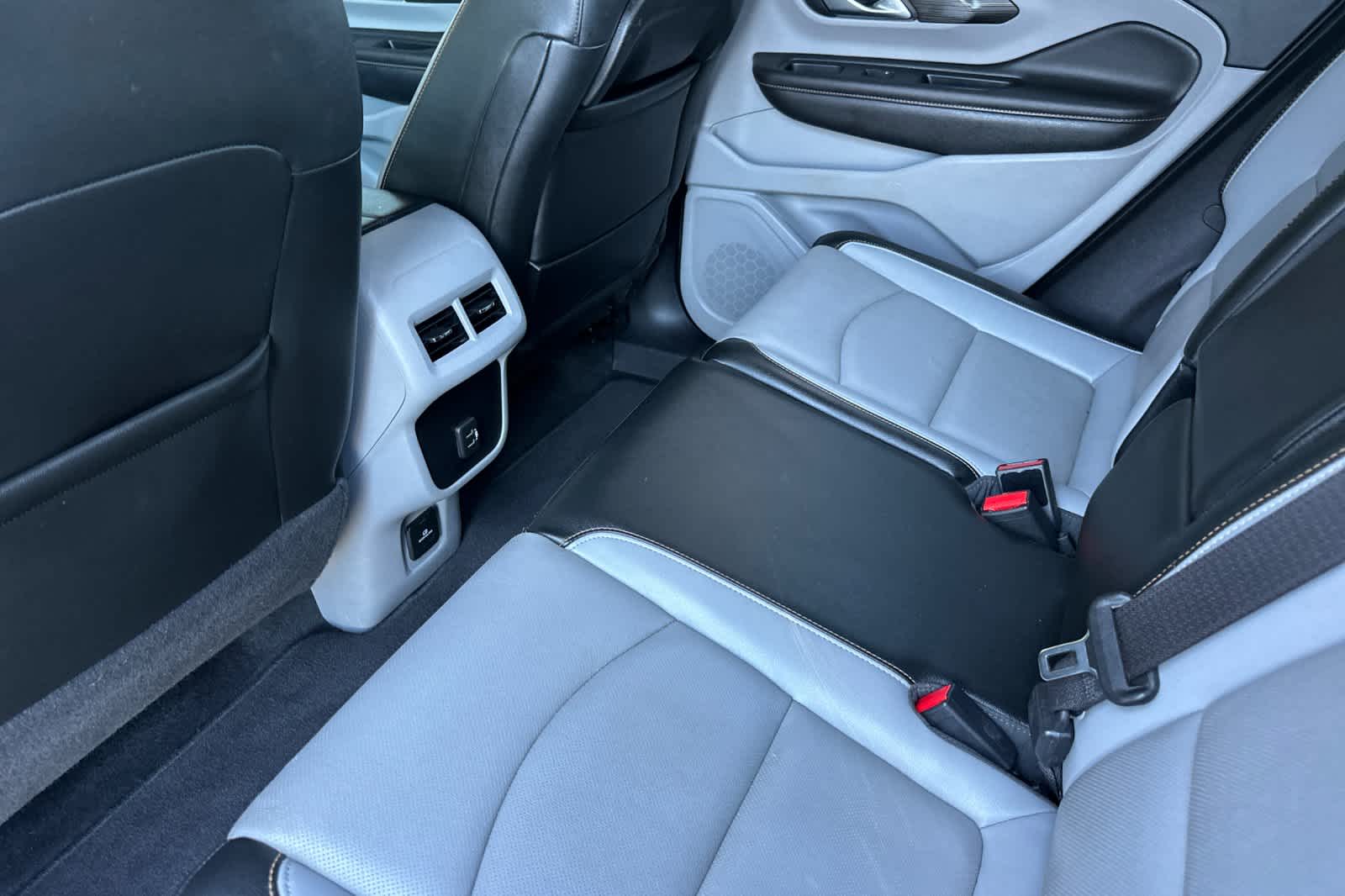 Thumbnail: 2018 GMC Terrain - 4