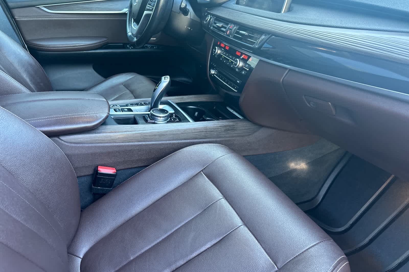 Thumbnail: 2016 BMW X5 - 16