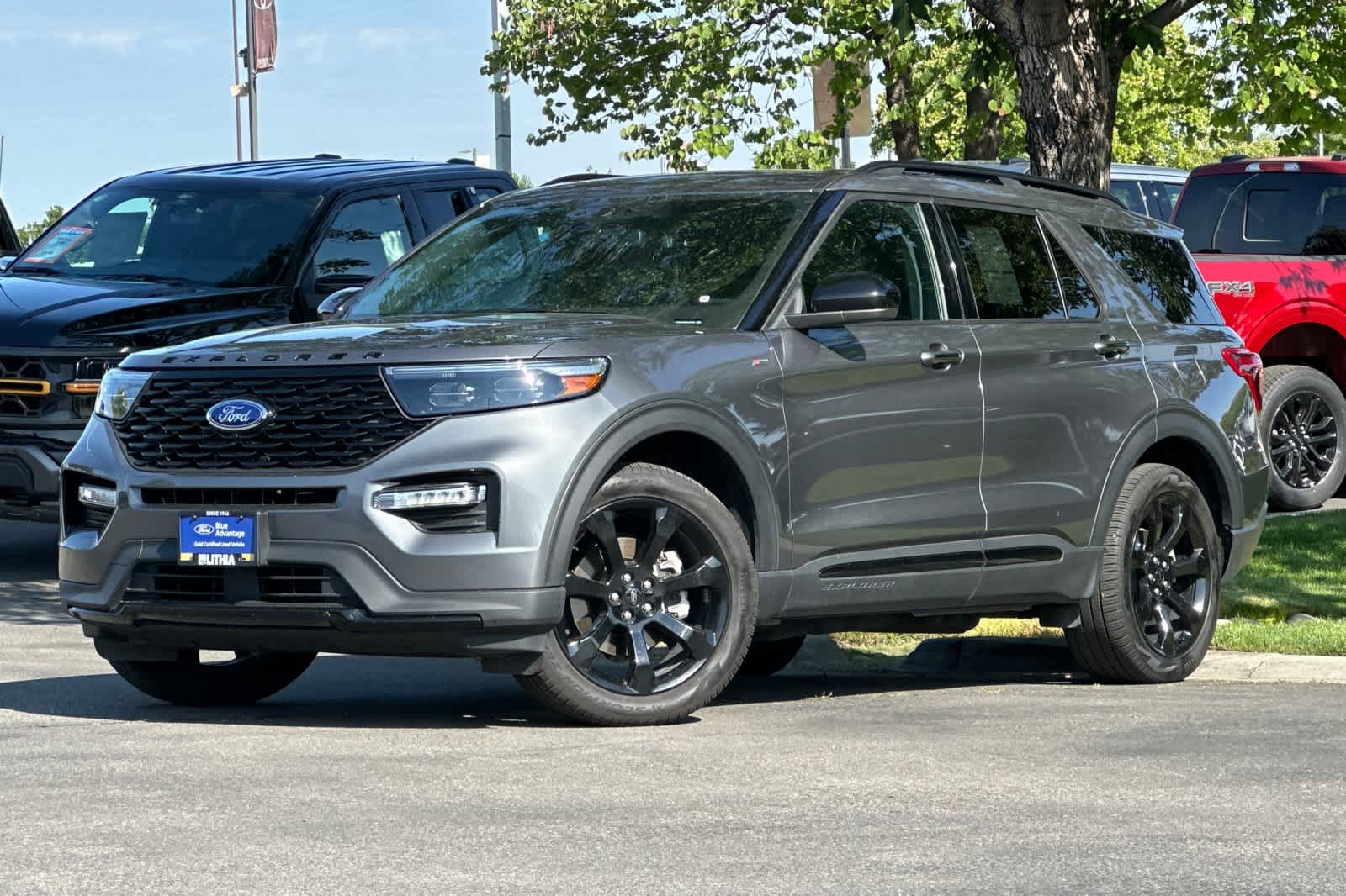 2024 Ford Explorer ST-Line