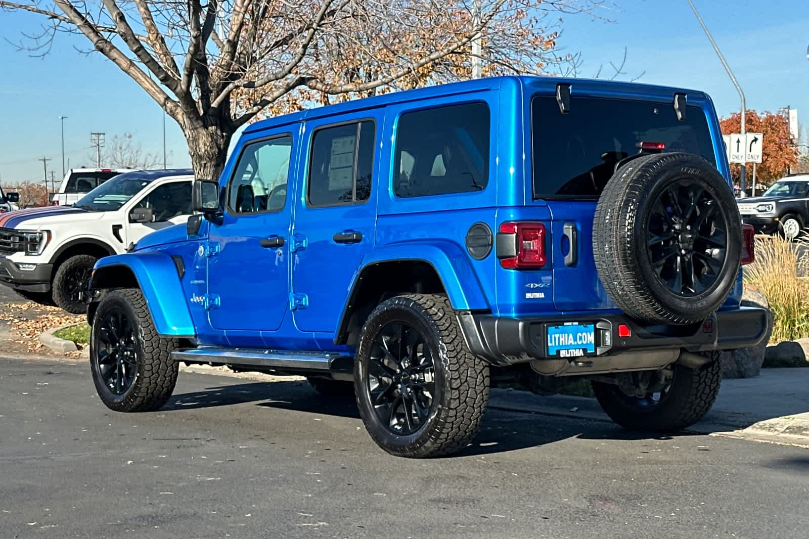 Thumbnail: 2021 Jeep Wrangler - 6
