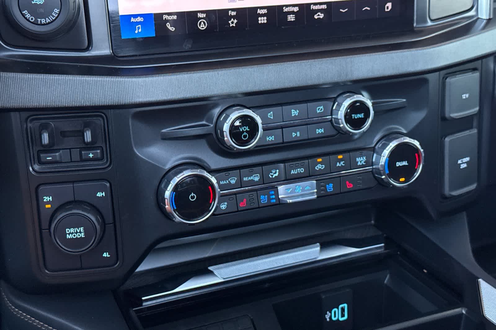 Thumbnail: 2023 Ford F-450 - 20