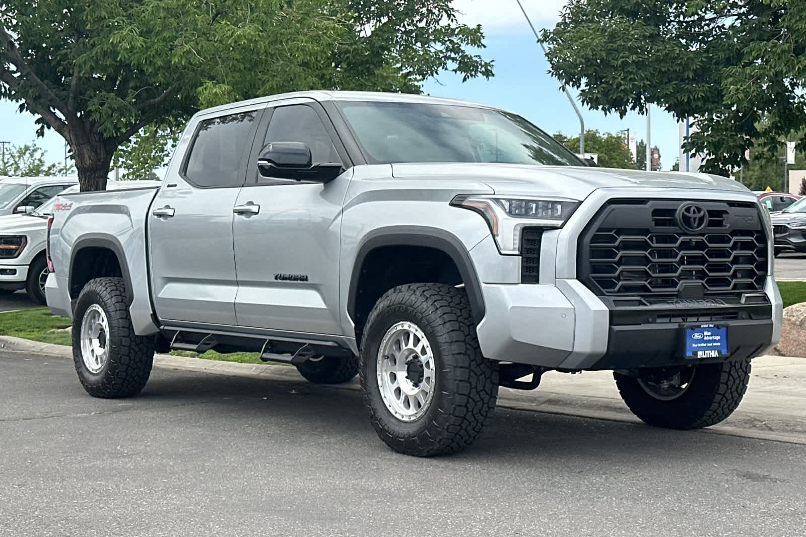 Thumbnail: 2025 Toyota Tundra - 9