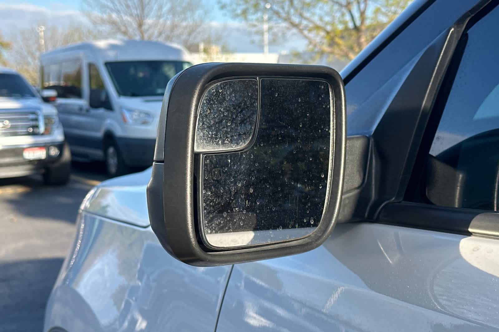 Thumbnail: 2018 Ford Explorer - 8