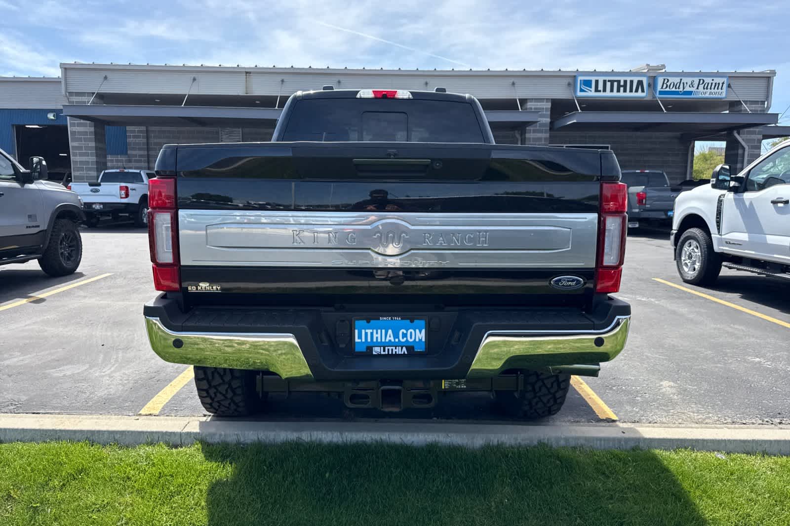 Thumbnail: 2022 Ford F-350 - 5