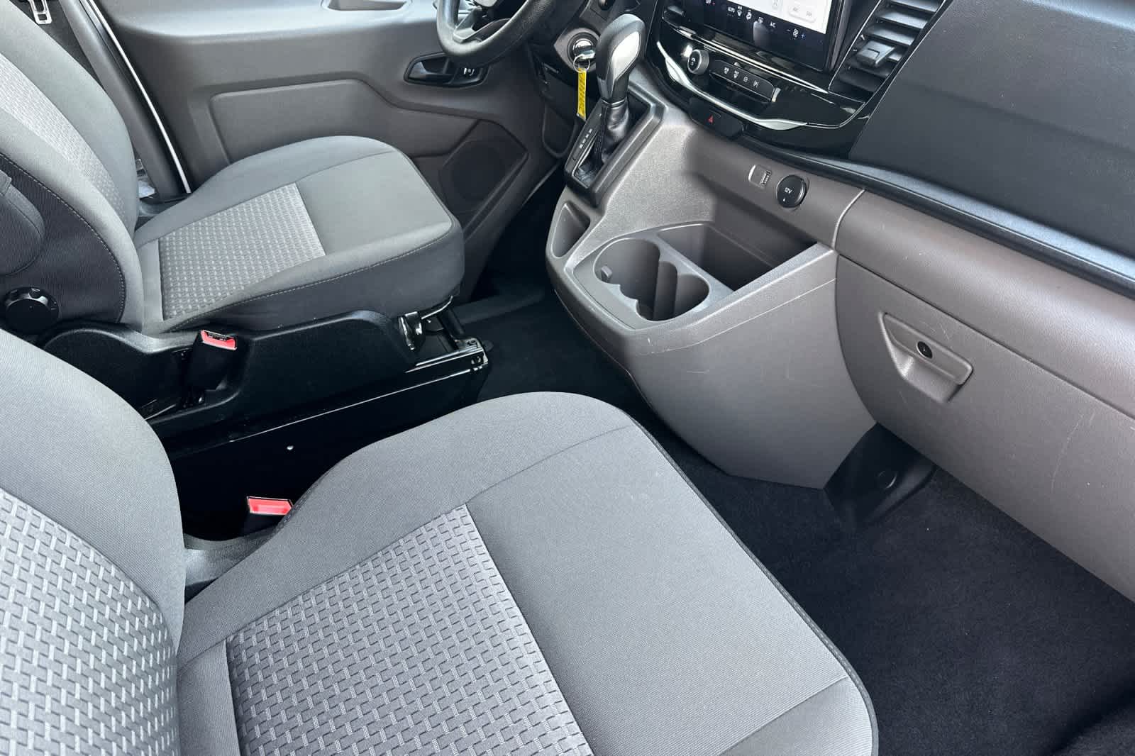 Thumbnail: 2024 Ford Econoline - 17