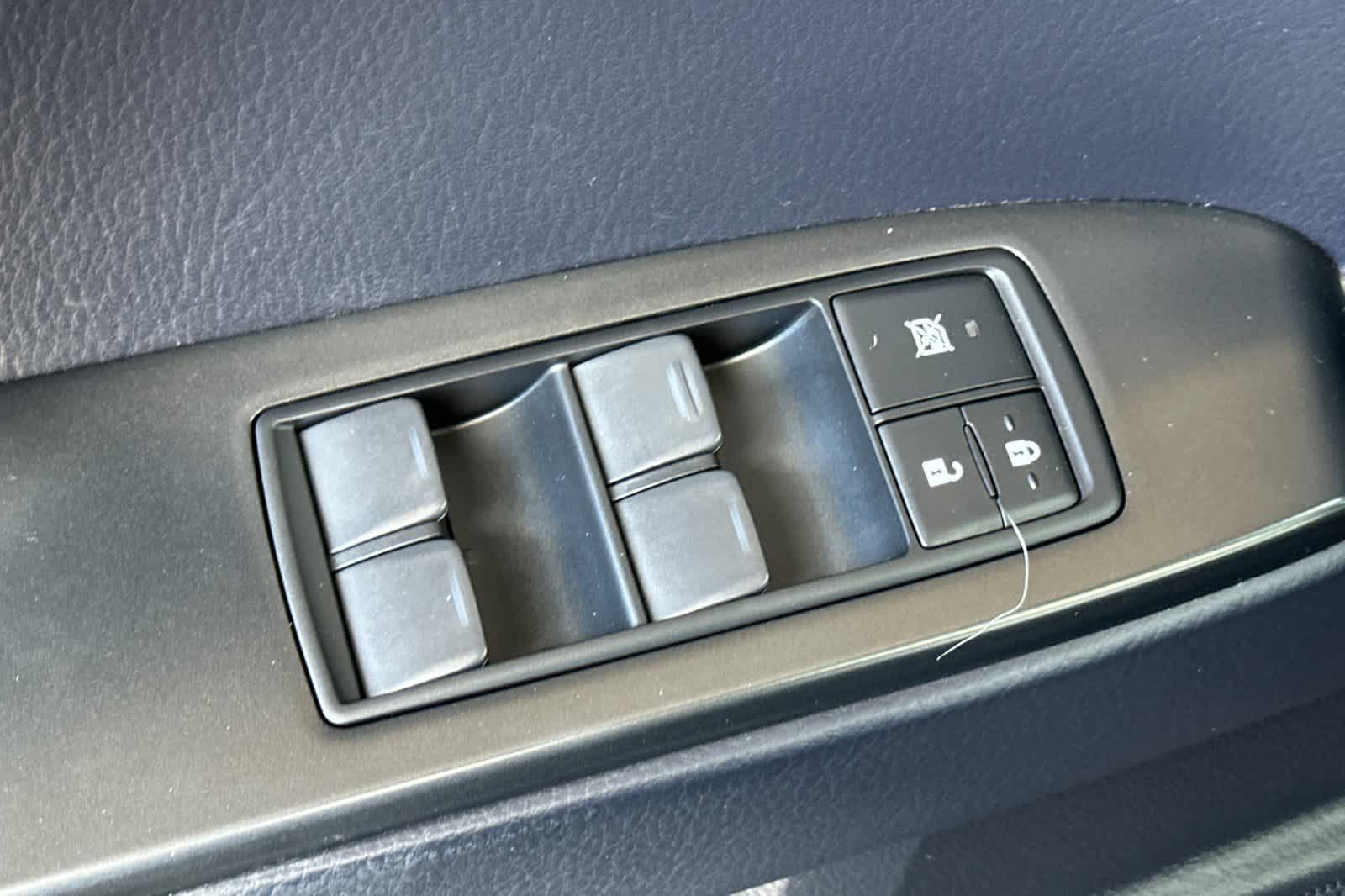 Thumbnail: 2023 Lexus GX - 13