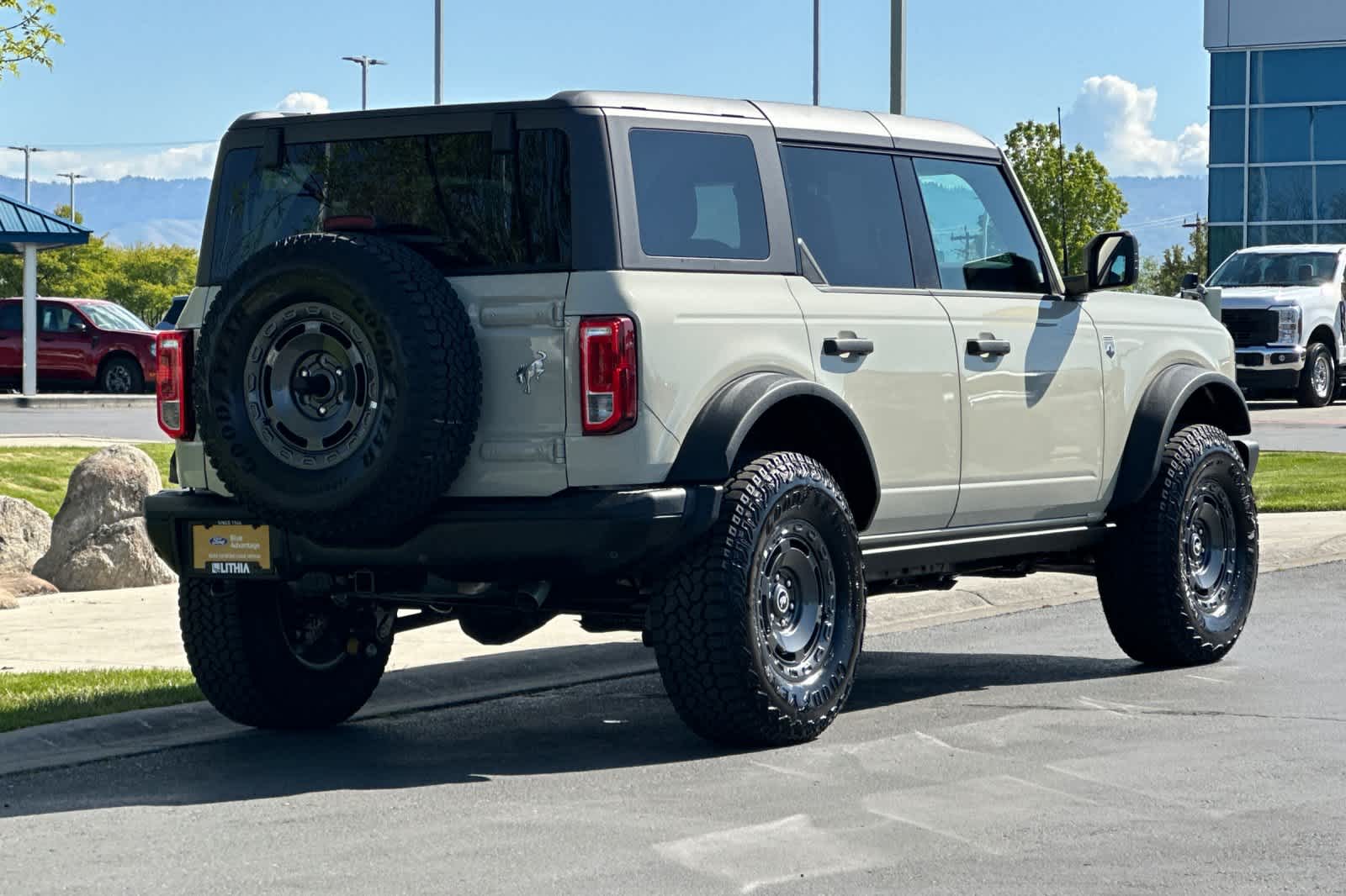 Thumbnail: 2025 Ford Bronco - 2