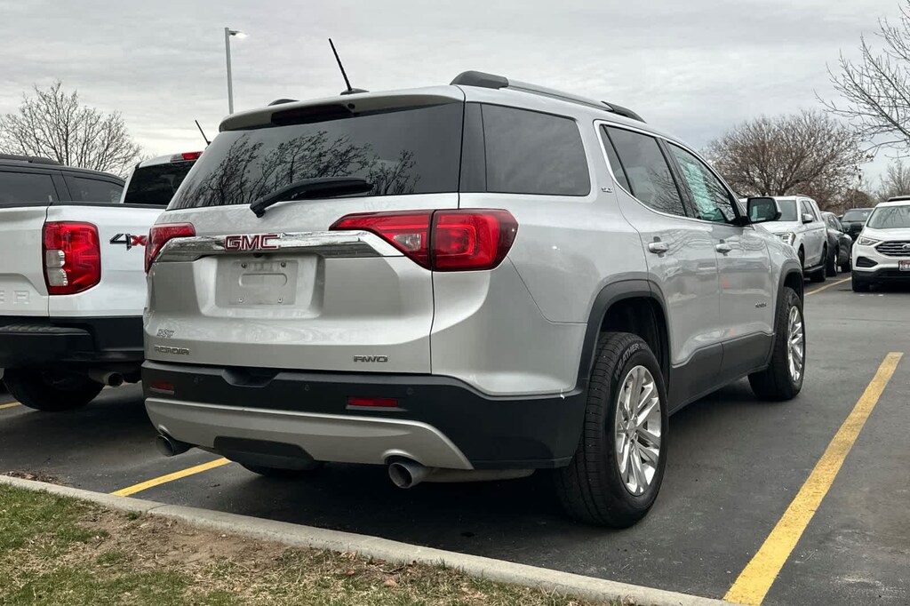 Used 2018 GMC Acadia SLT-1 SUV