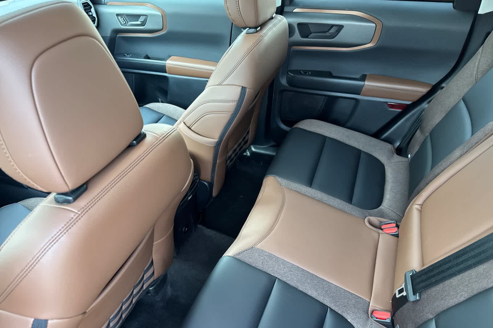 Thumbnail: 2025 Ford Bronco Sport - 4