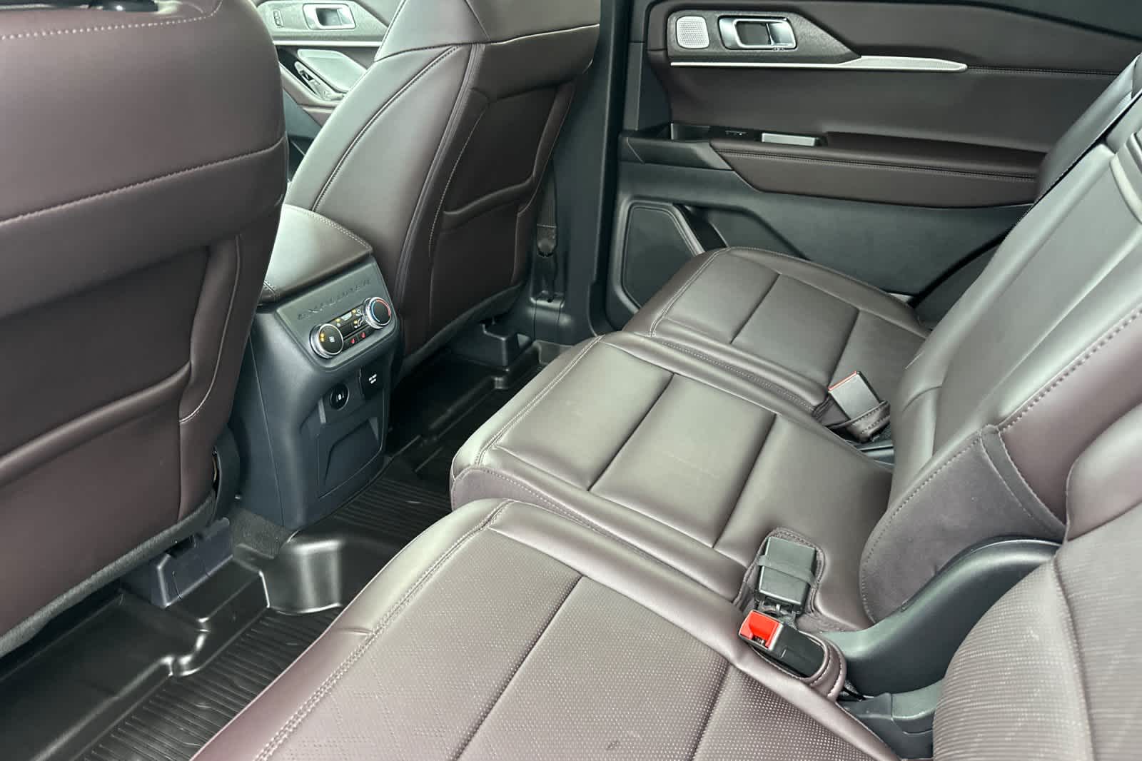 Thumbnail: 2025 Ford Explorer - 4