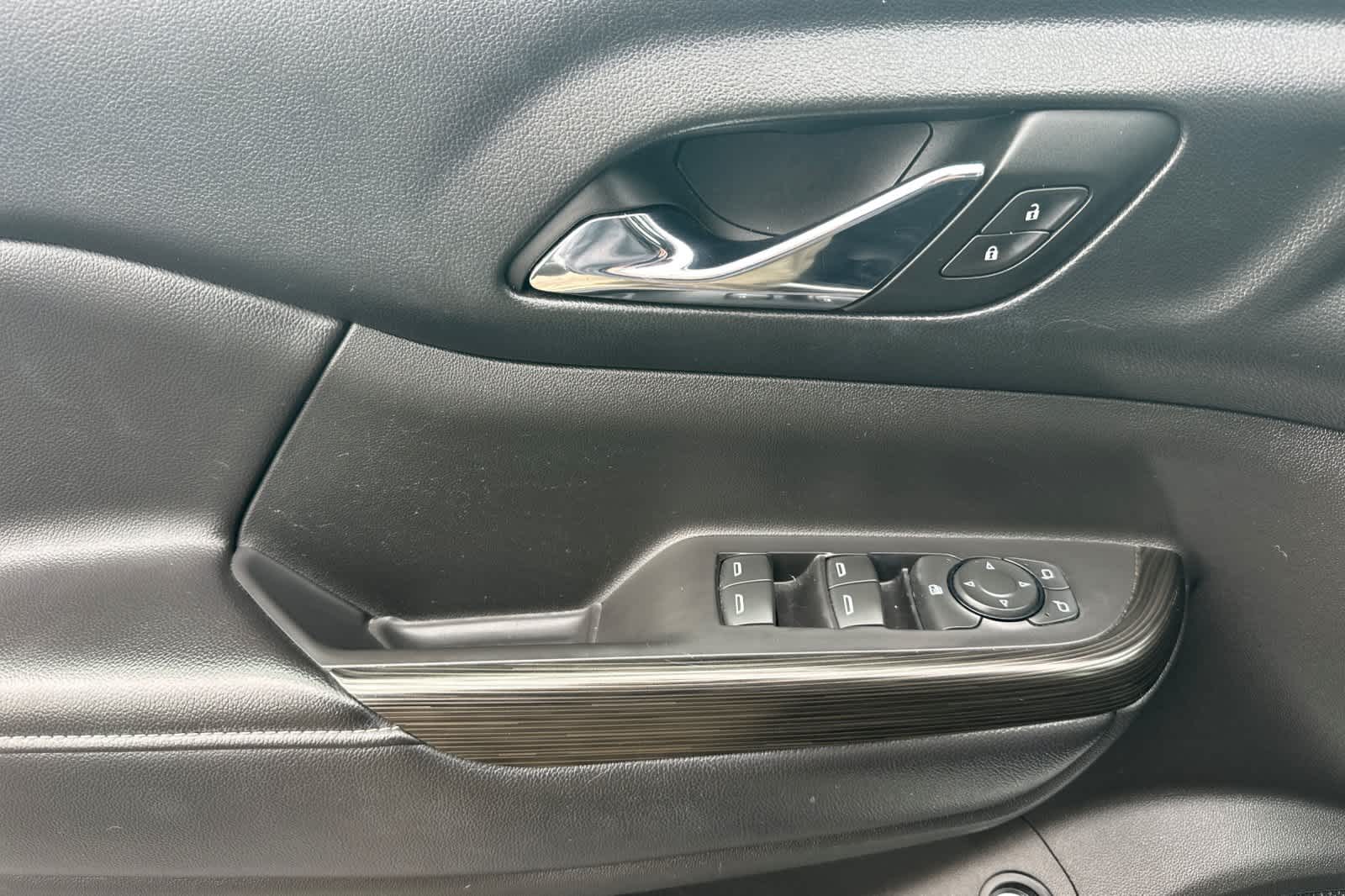 Thumbnail: 2018 GMC Acadia - 12