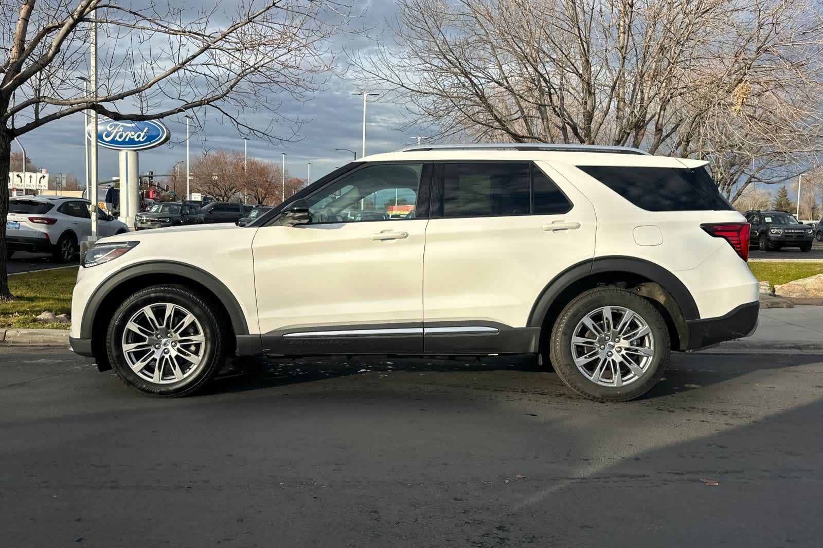 Thumbnail: 2025 Ford Explorer - 5
