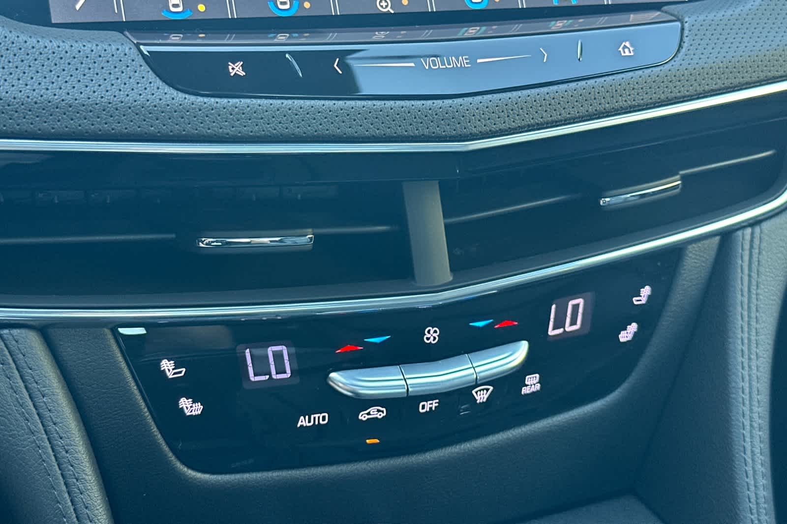 Thumbnail: 2019 Cadillac CT6 - 20