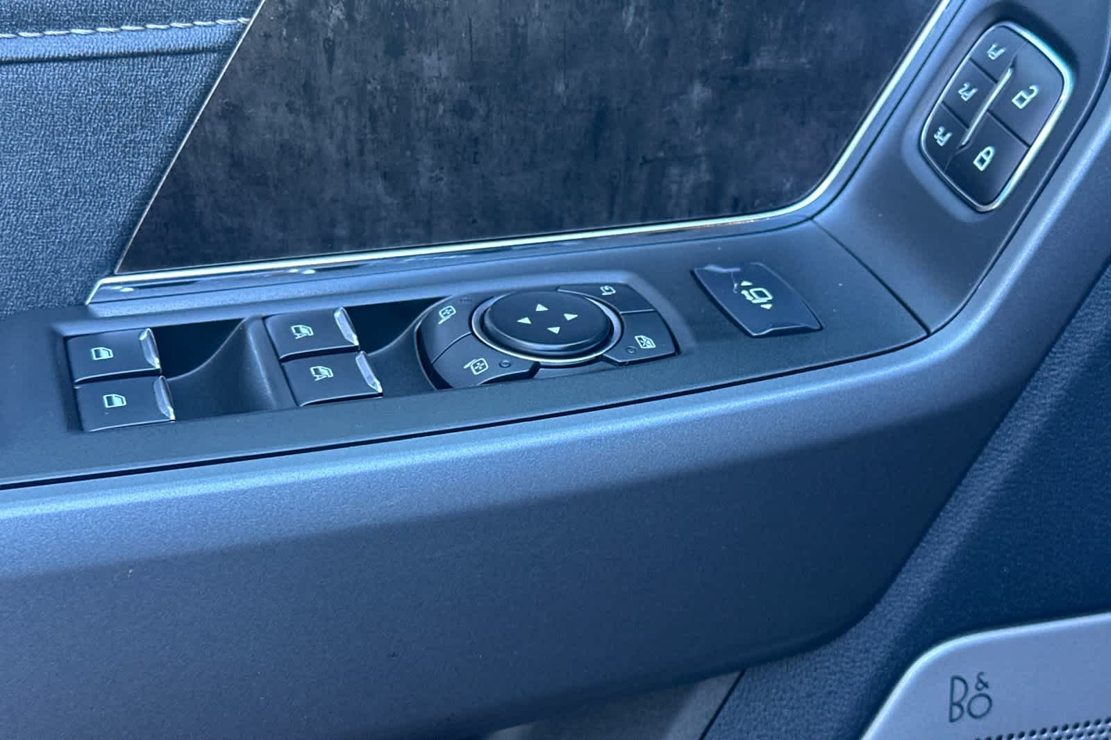 Thumbnail: 2025 Ford F-250 - 13