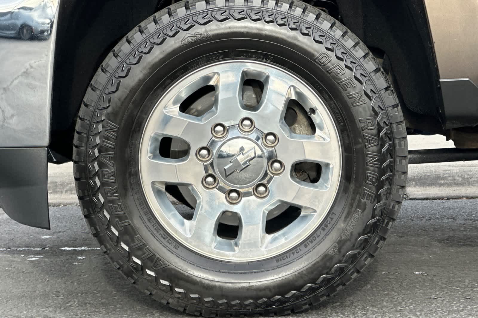 Thumbnail: 2015 Chevrolet Silverado 2500 - 25