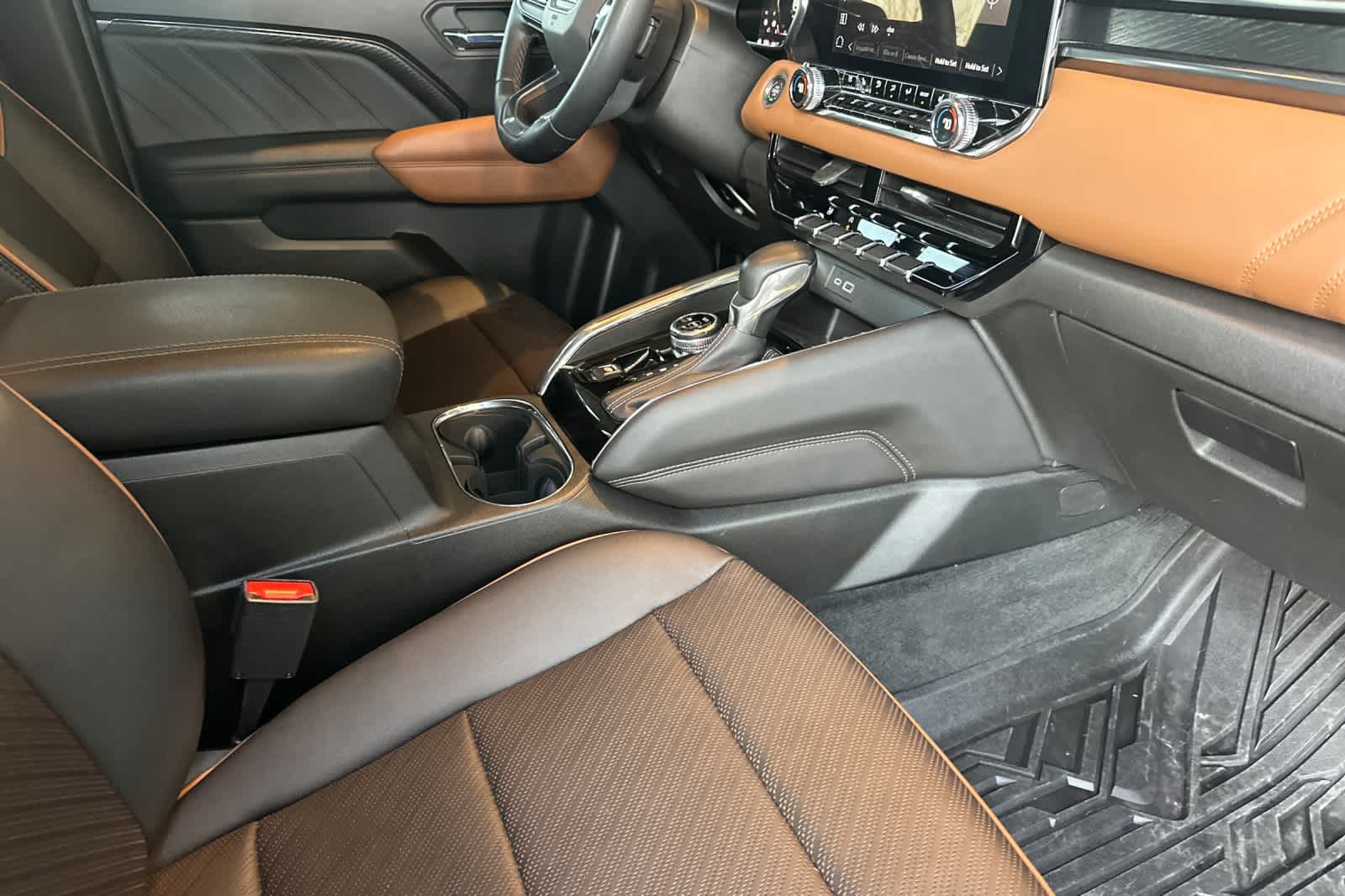 Thumbnail: 2023 GMC Canyon - 15