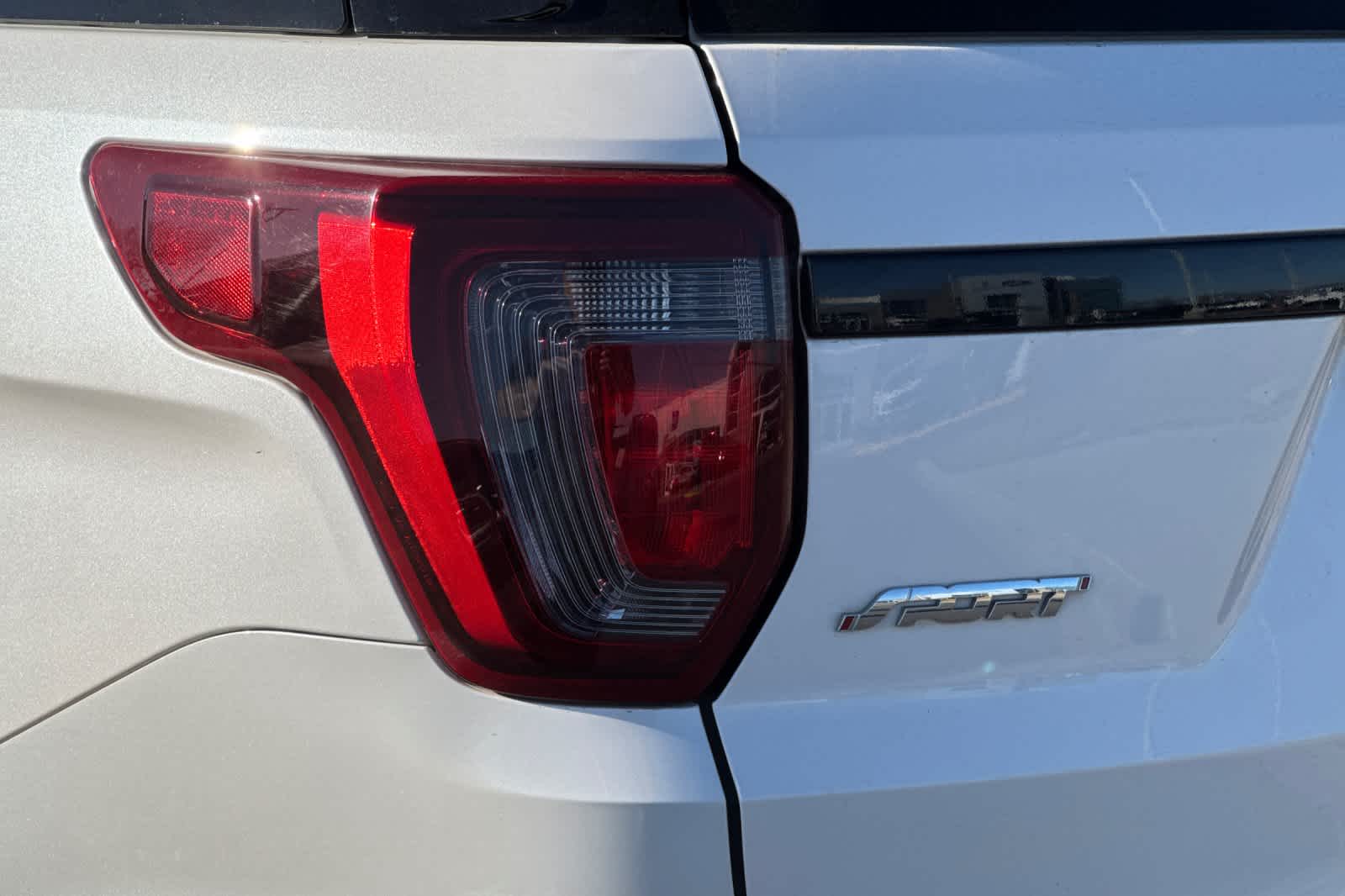 Thumbnail: 2017 Ford Explorer - 29