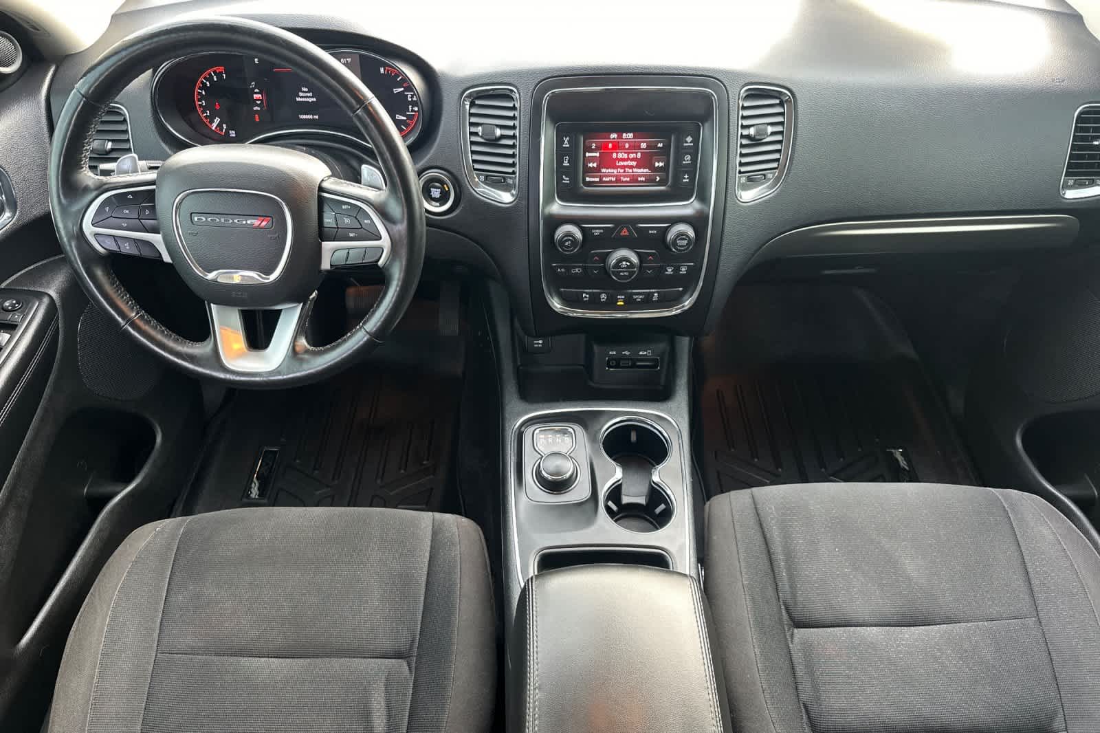 2017 Dodge Durango SXT photo 2
