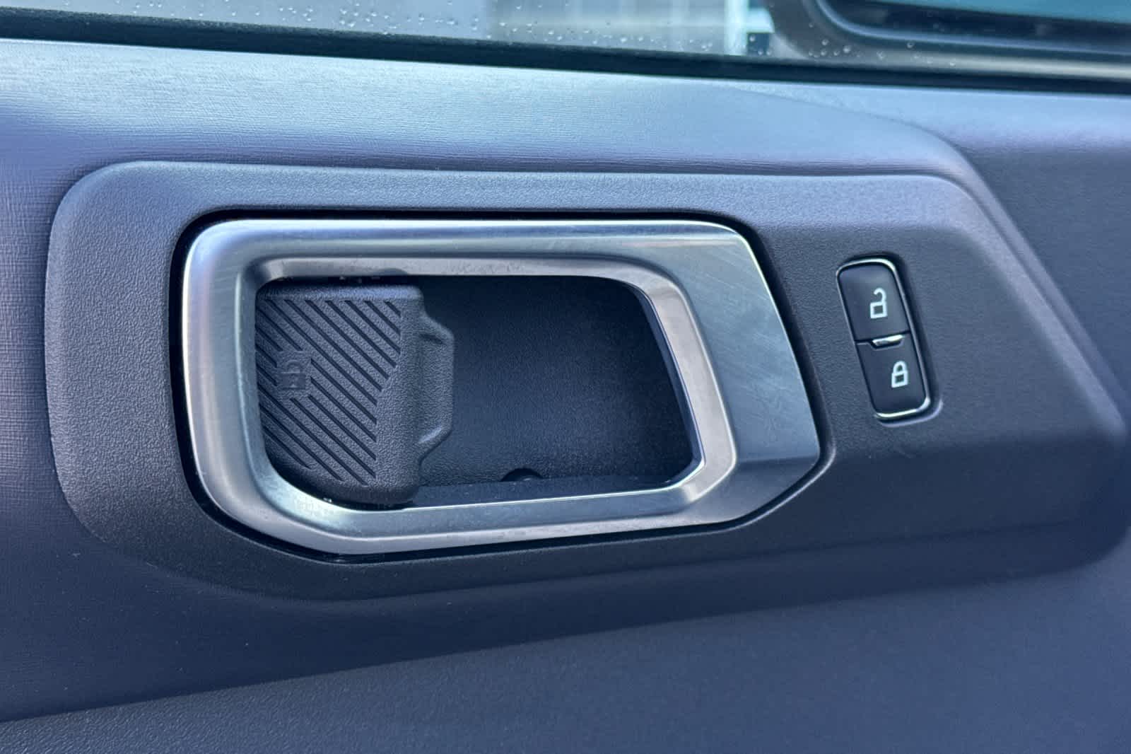 Thumbnail: 2025 Ford Bronco - 13