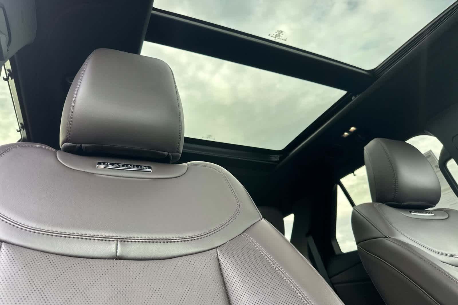 Thumbnail: 2025 Ford Explorer - 18