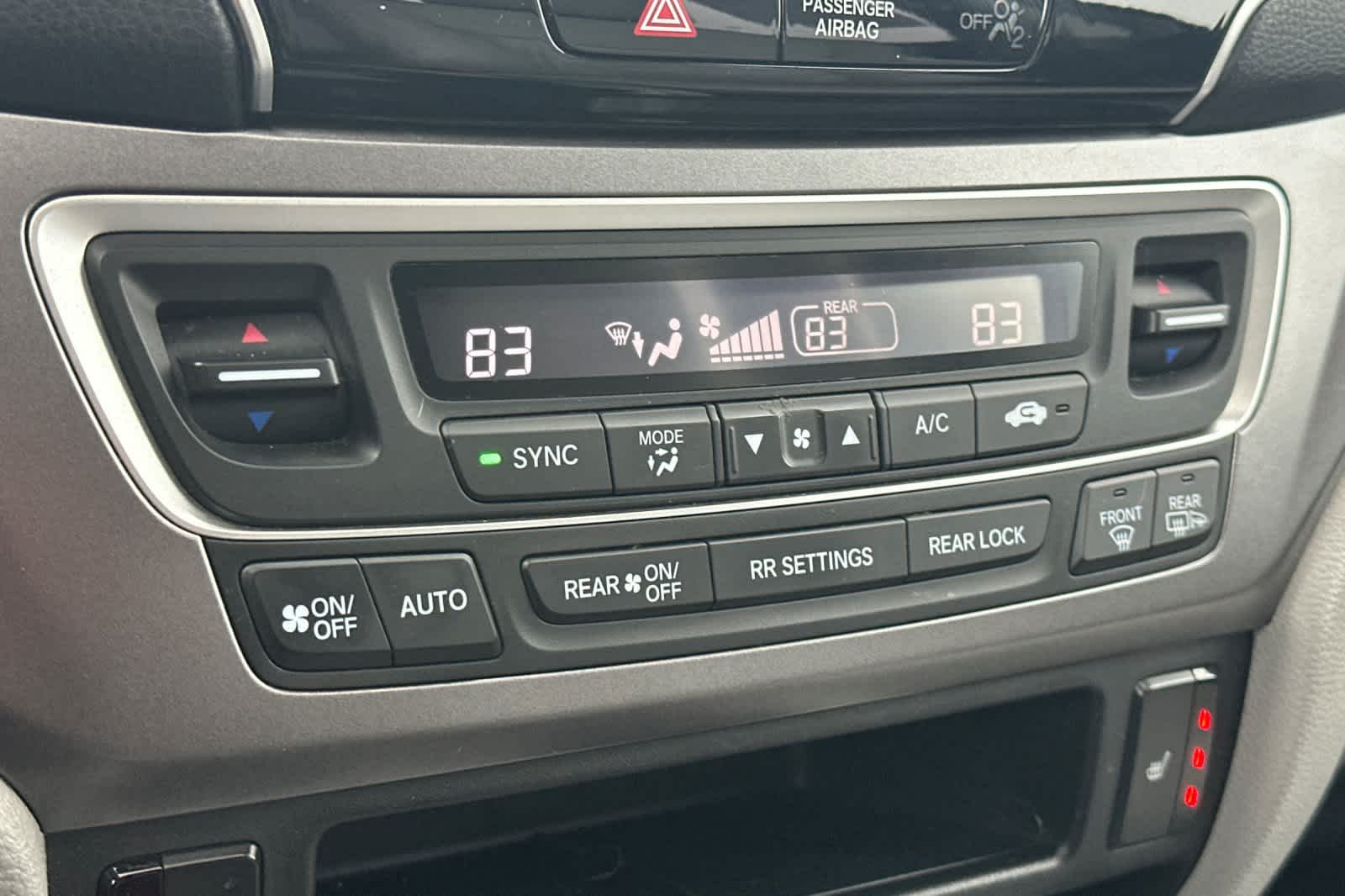 Thumbnail: 2019 Honda Pilot - 21