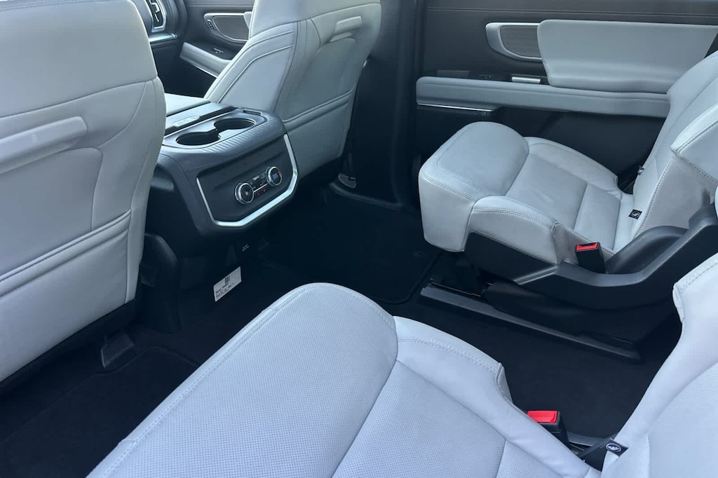 Certified 2025 Ford Expedition Platinum SUV