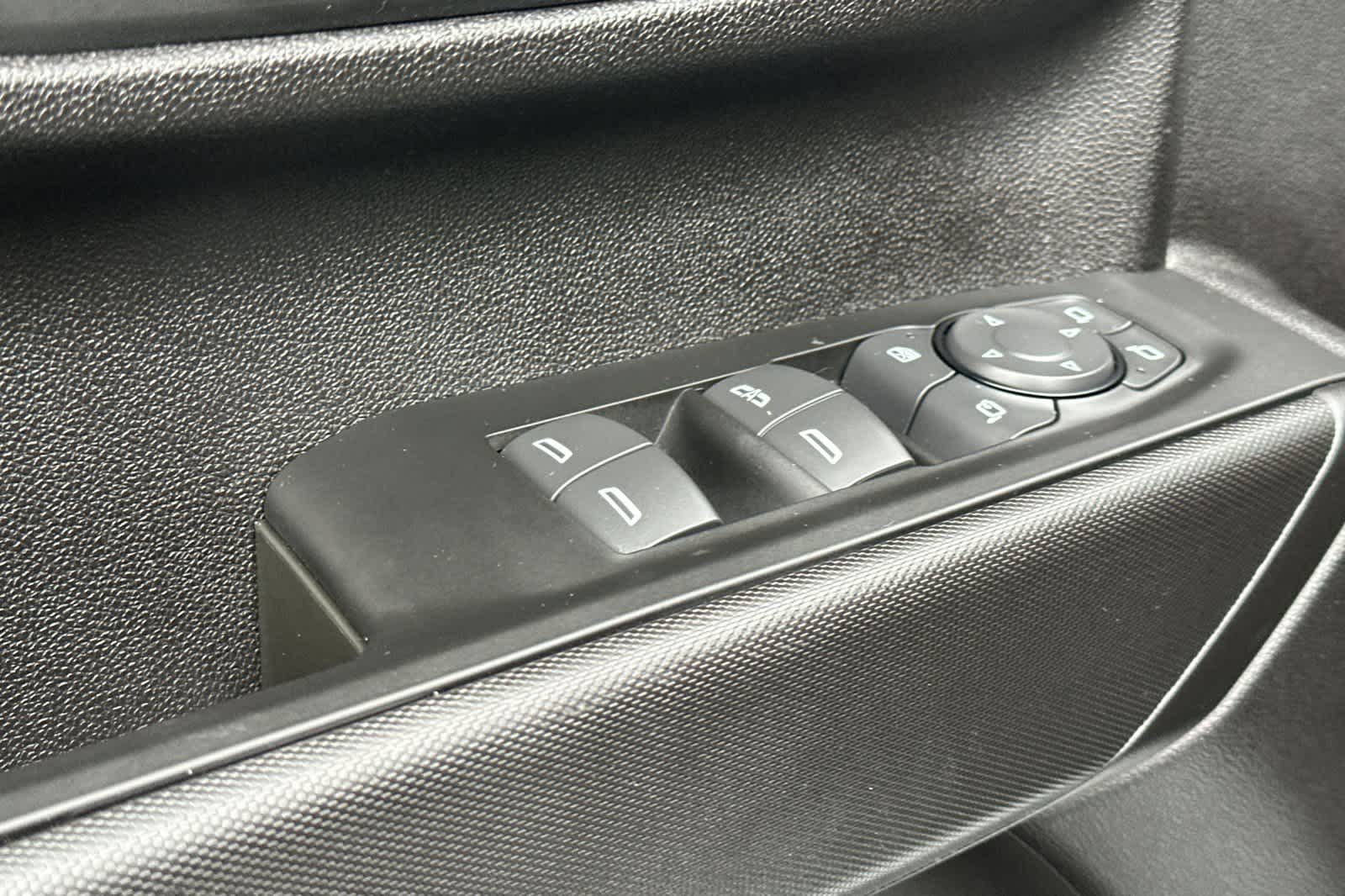 Thumbnail: 2026 Chevrolet Silverado 2500 - 13