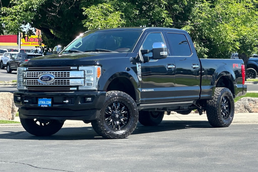 Used 2017 Ford F-250 Platinum Truck Crew Cab