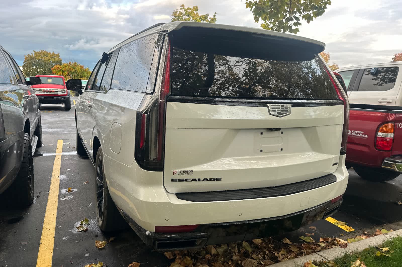 Thumbnail: 2021 Cadillac Escalade - 3