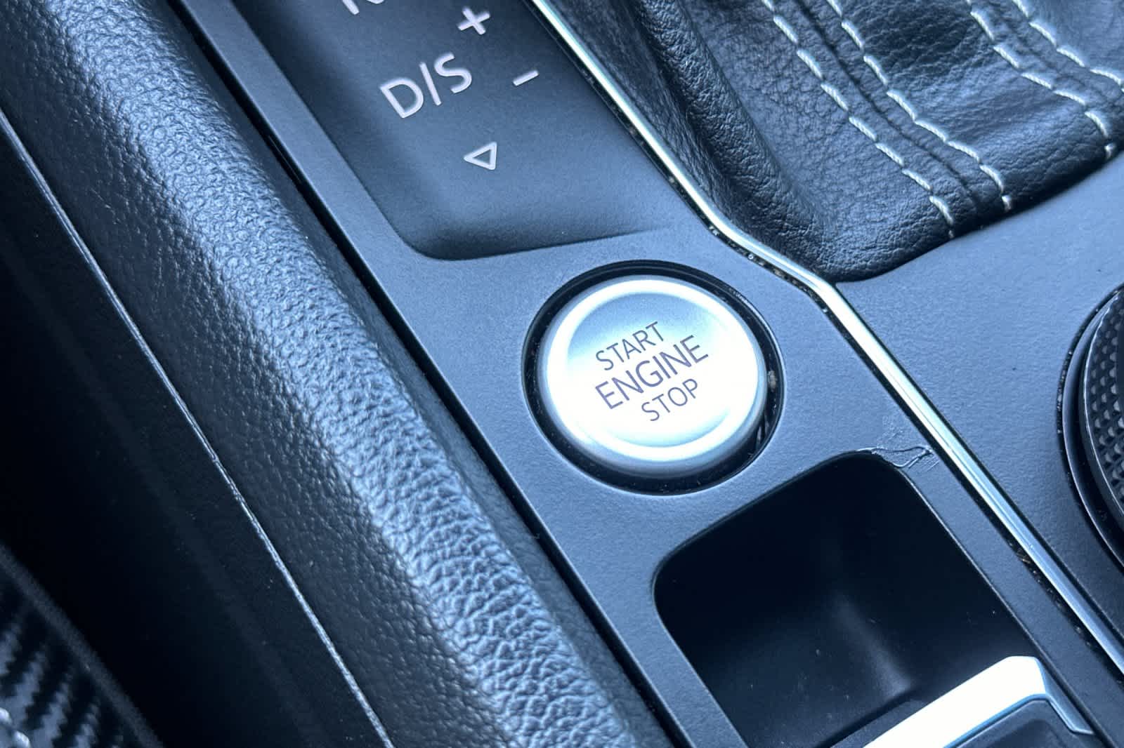 Thumbnail: 2022 Volkswagen Atlas - 22