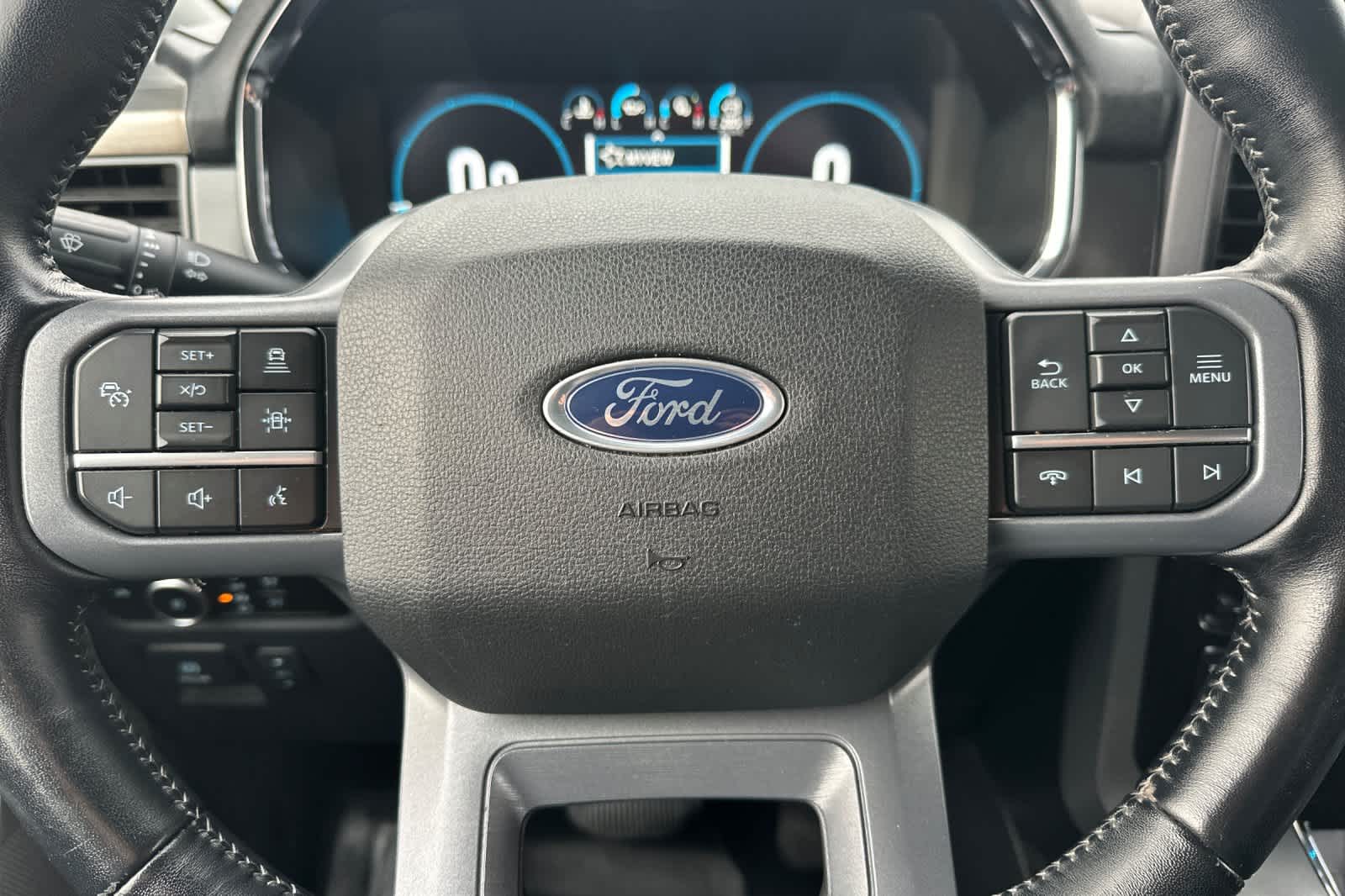 Thumbnail: 2023 Ford F-150 - 23