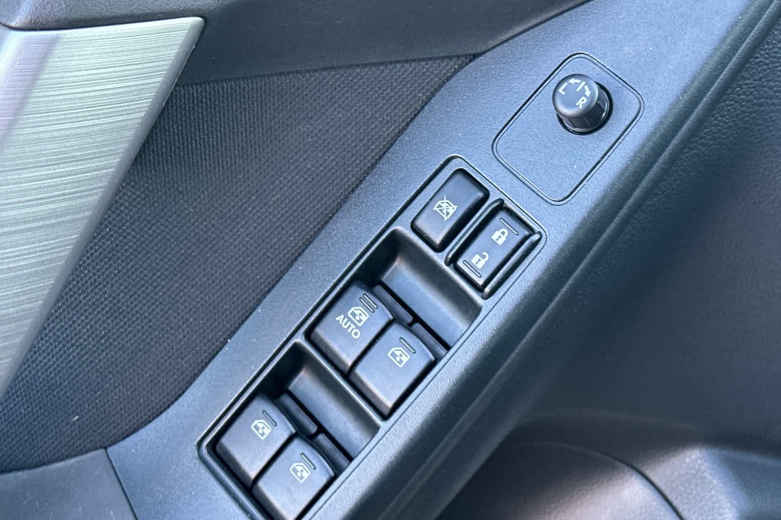 Thumbnail: 2014 Subaru Forester - 13