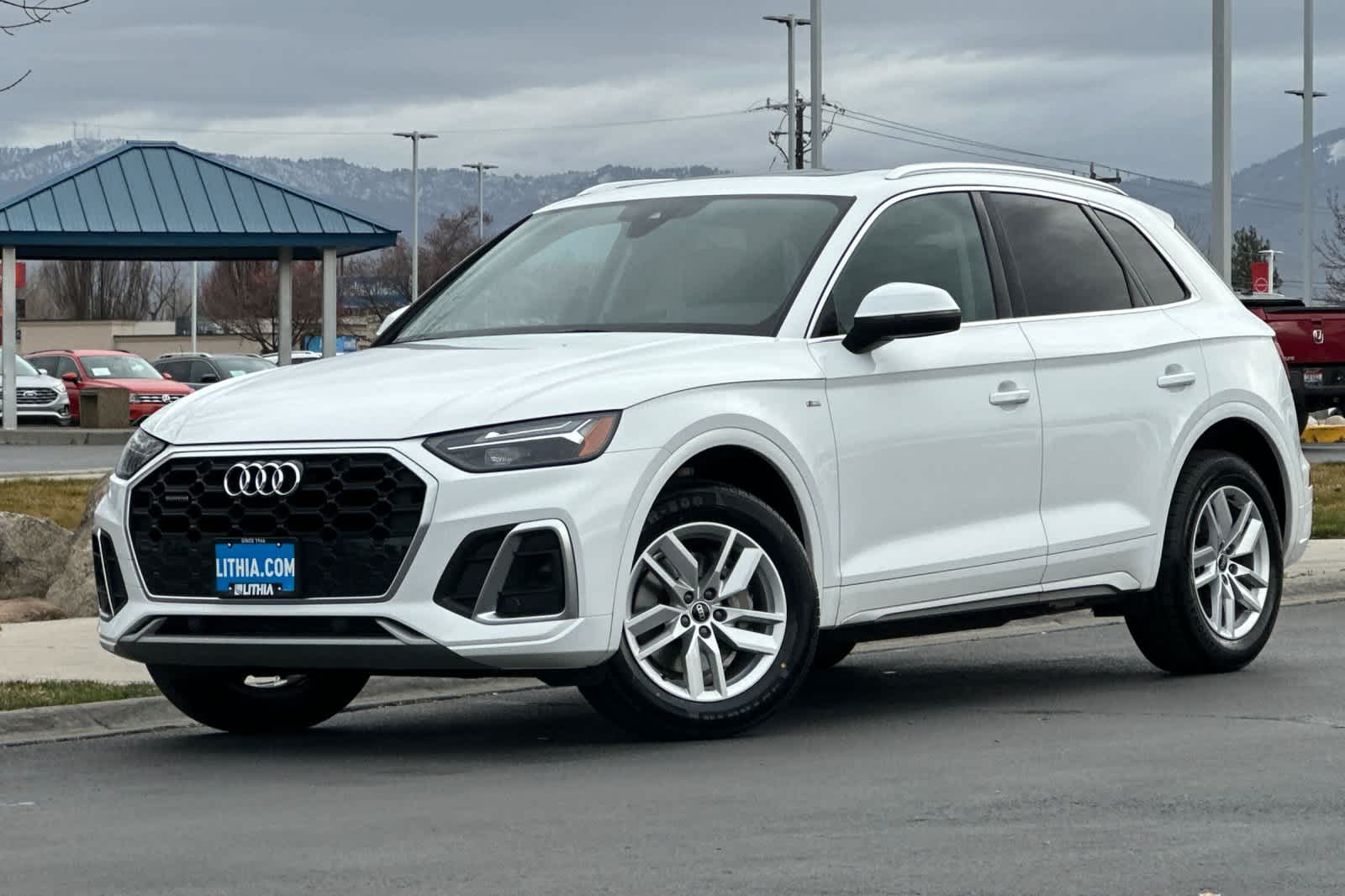 Thumbnail: 2023 Audi Q5 - 1