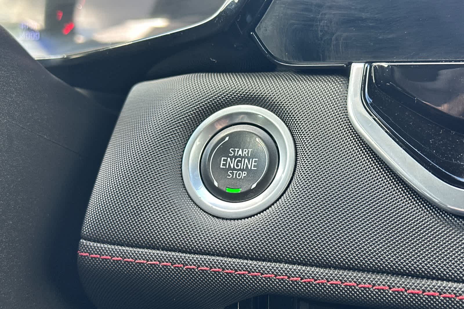 Thumbnail: 2024 Chevrolet Colorado - 21