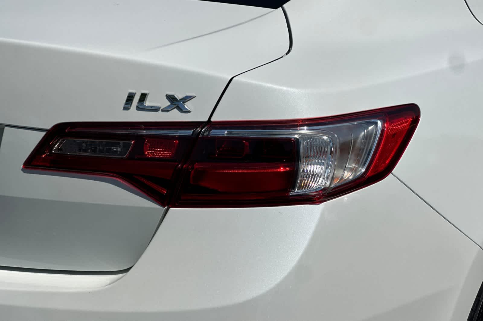 Thumbnail: 2017 Acura ILX - 26