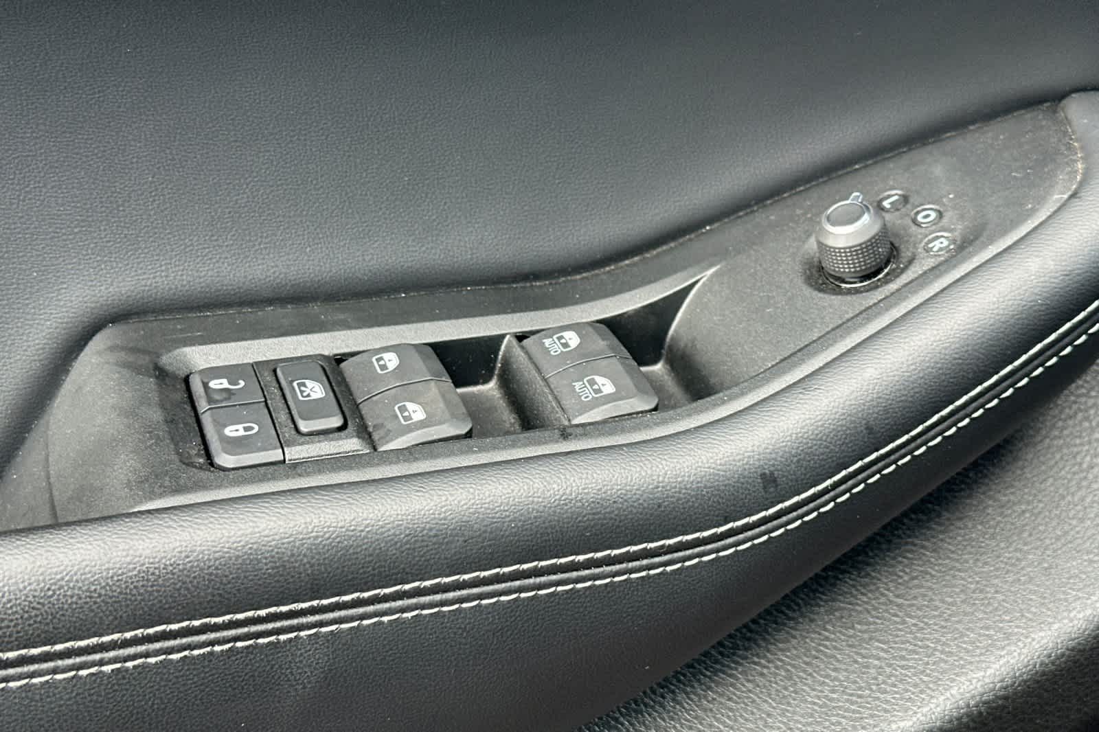 Thumbnail: 2025 Jeep Grand Cherokee - 13