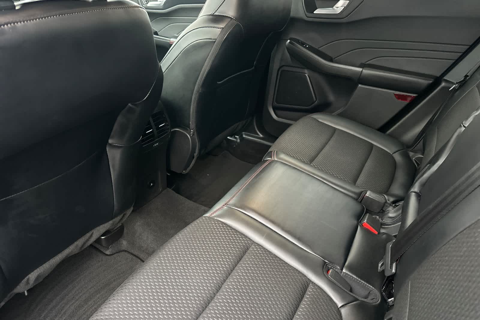 Thumbnail: 2025 Ford Escape - 4