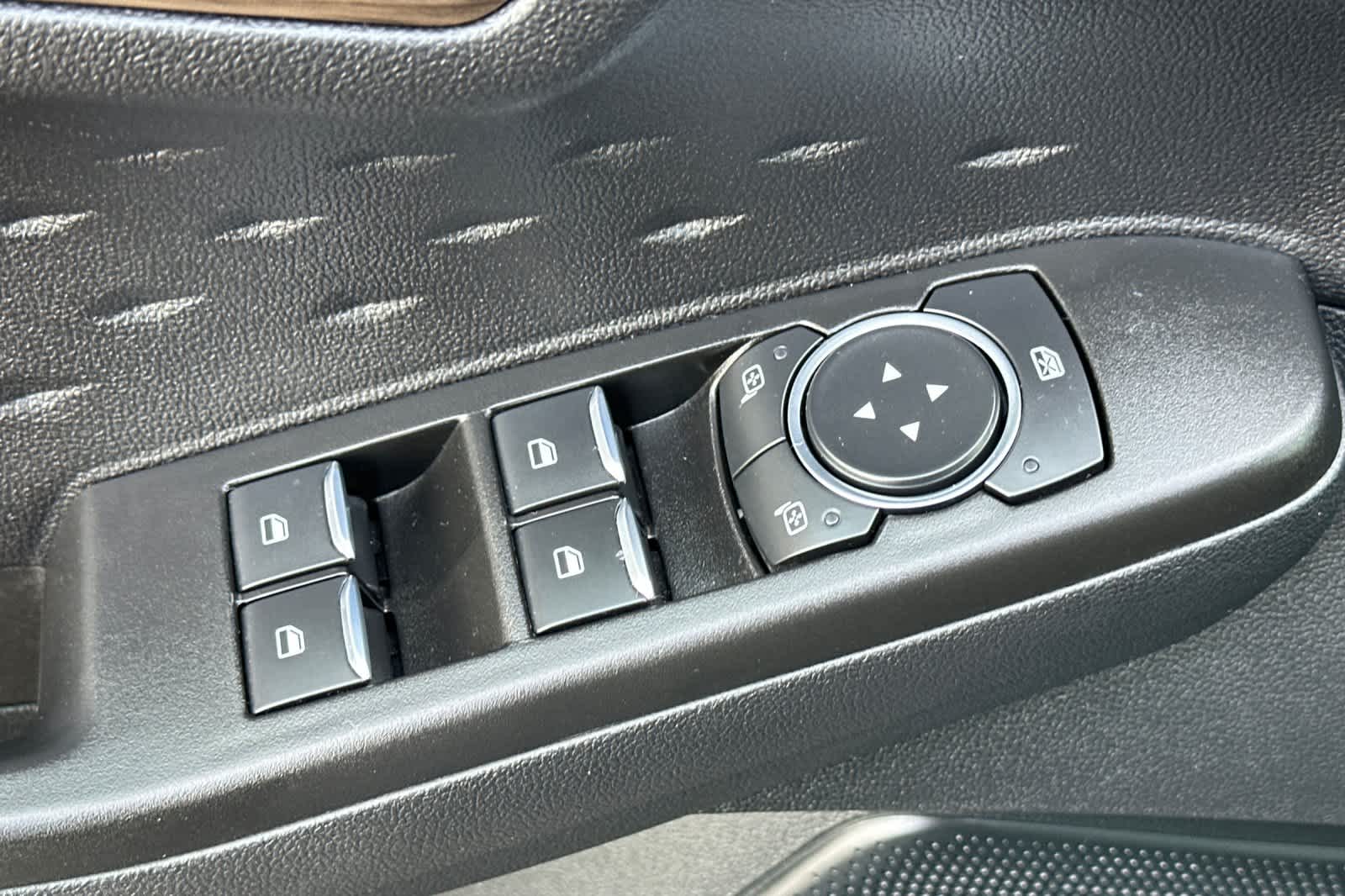 Thumbnail: 2020 Ford Escape - 13