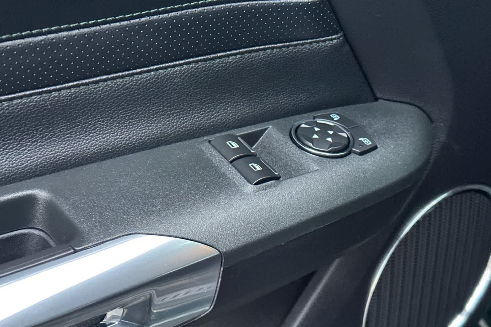 Thumbnail: 2019 Ford Mustang - 13