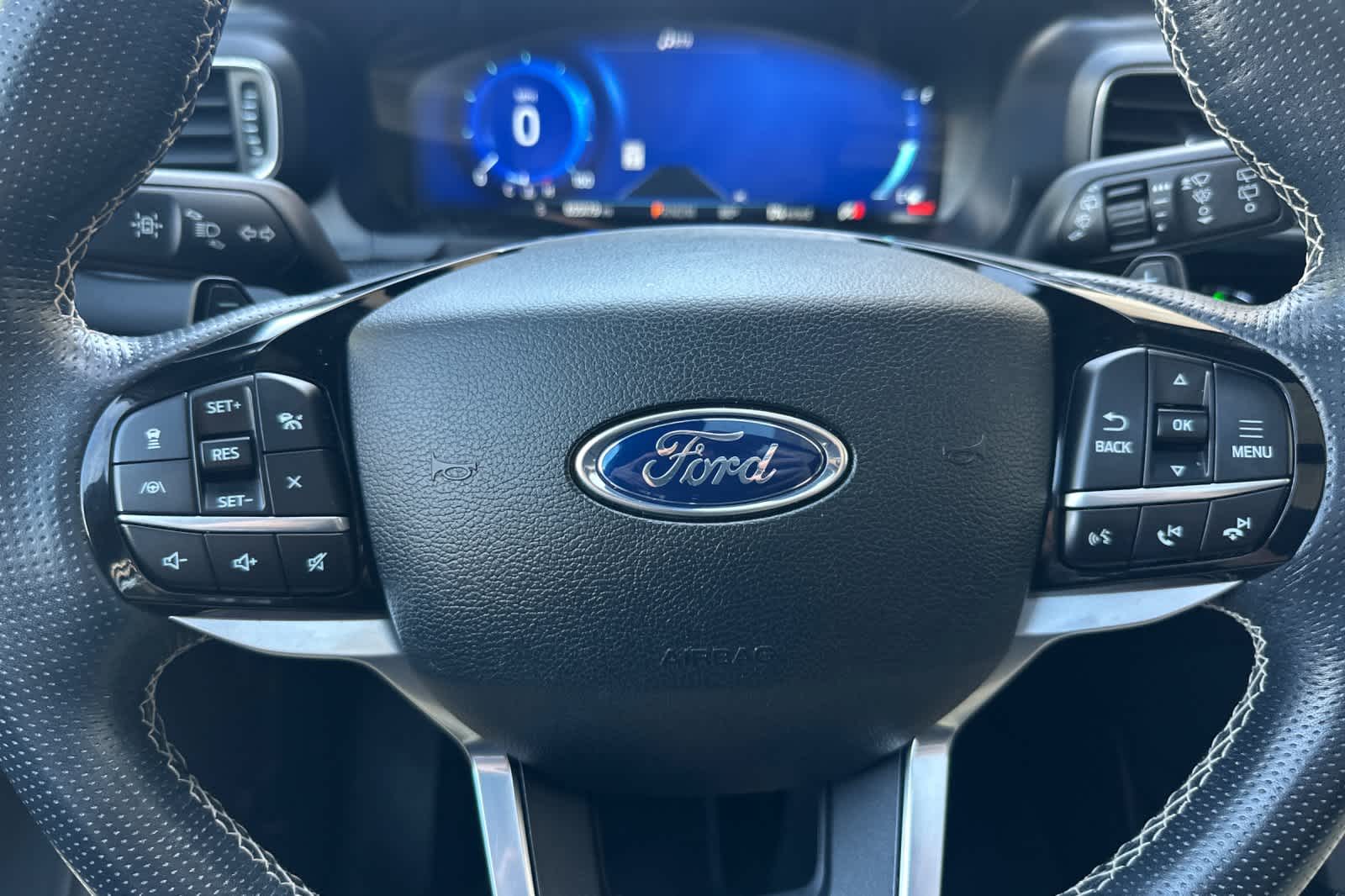 Thumbnail: 2021 Ford Explorer - 24