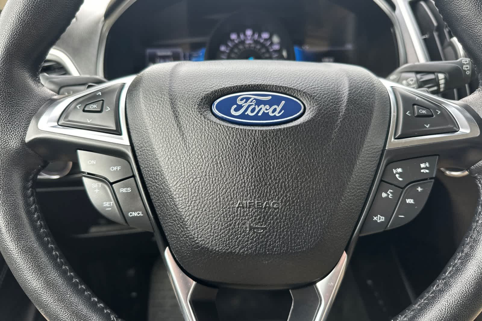 Thumbnail: 2022 Ford Edge - 23