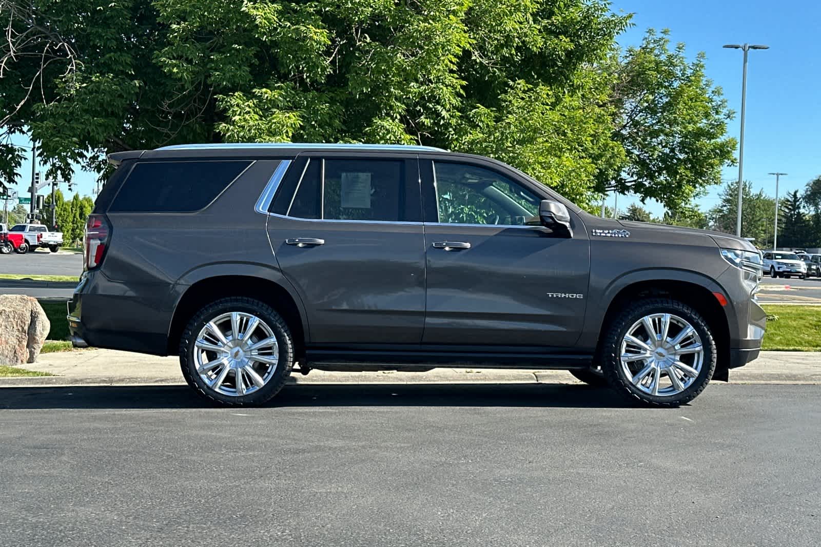 Thumbnail: 2021 Chevrolet Tahoe - 8