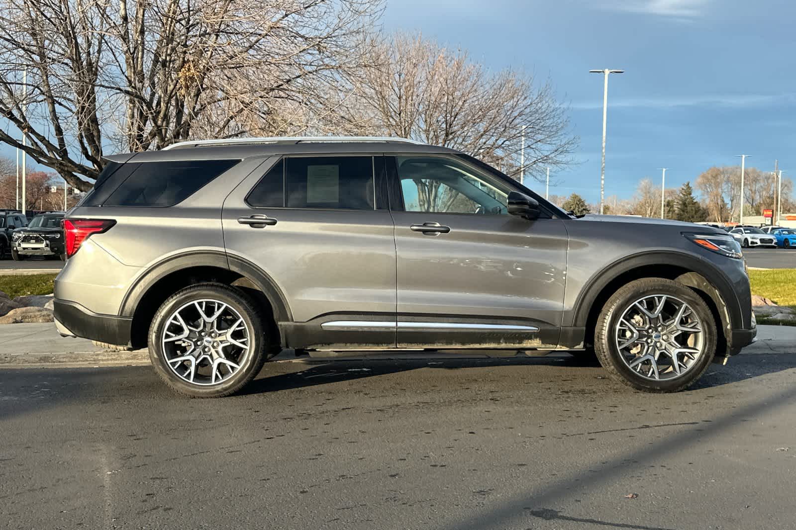 Thumbnail: 2025 Ford Explorer - 8