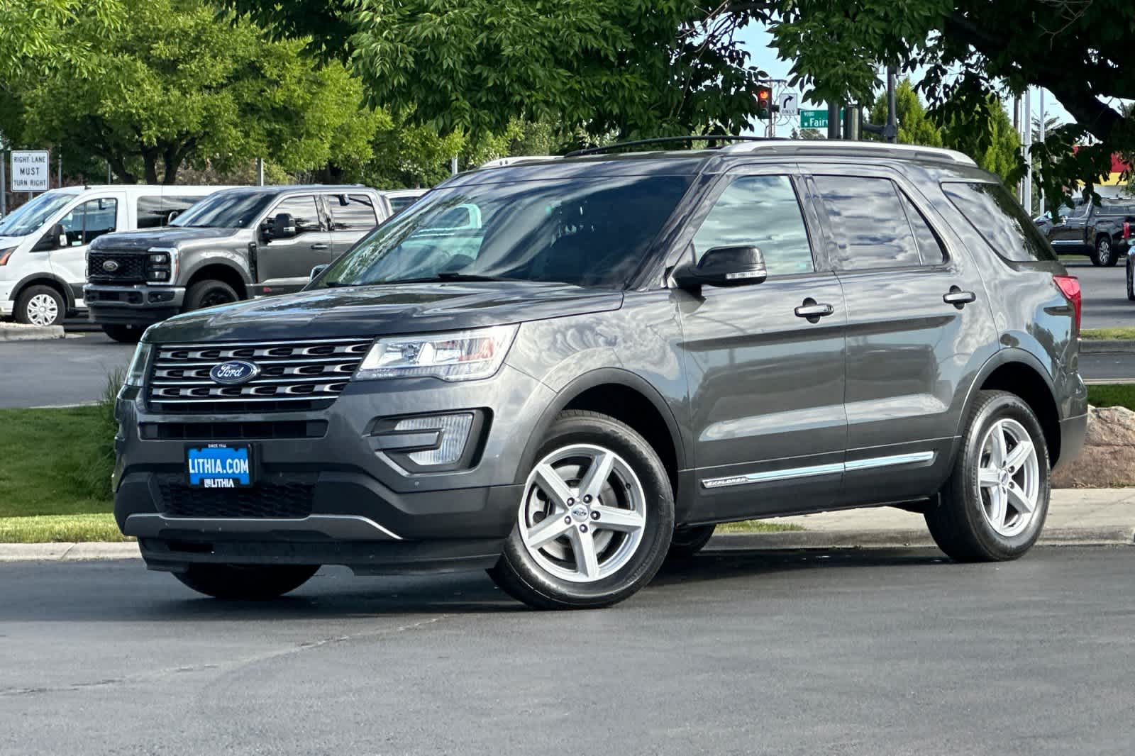 Thumbnail: 2016 Ford Explorer - 1