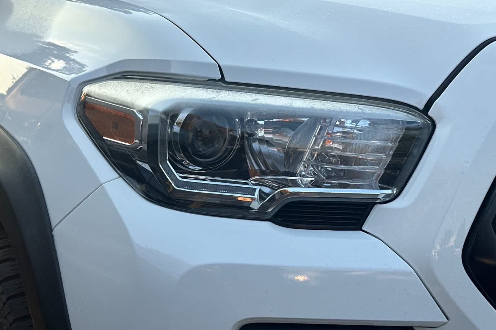 Thumbnail: 2019 Toyota Tacoma - 11