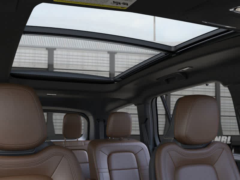 Thumbnail: 2025 Lincoln Aviator - 22